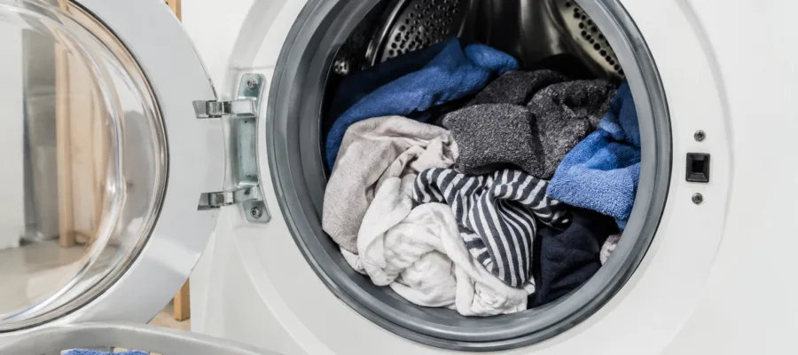 Waschmaschine richtig befuellen: So vermeidest du Ueberladung und schlechte Waschergebnisse