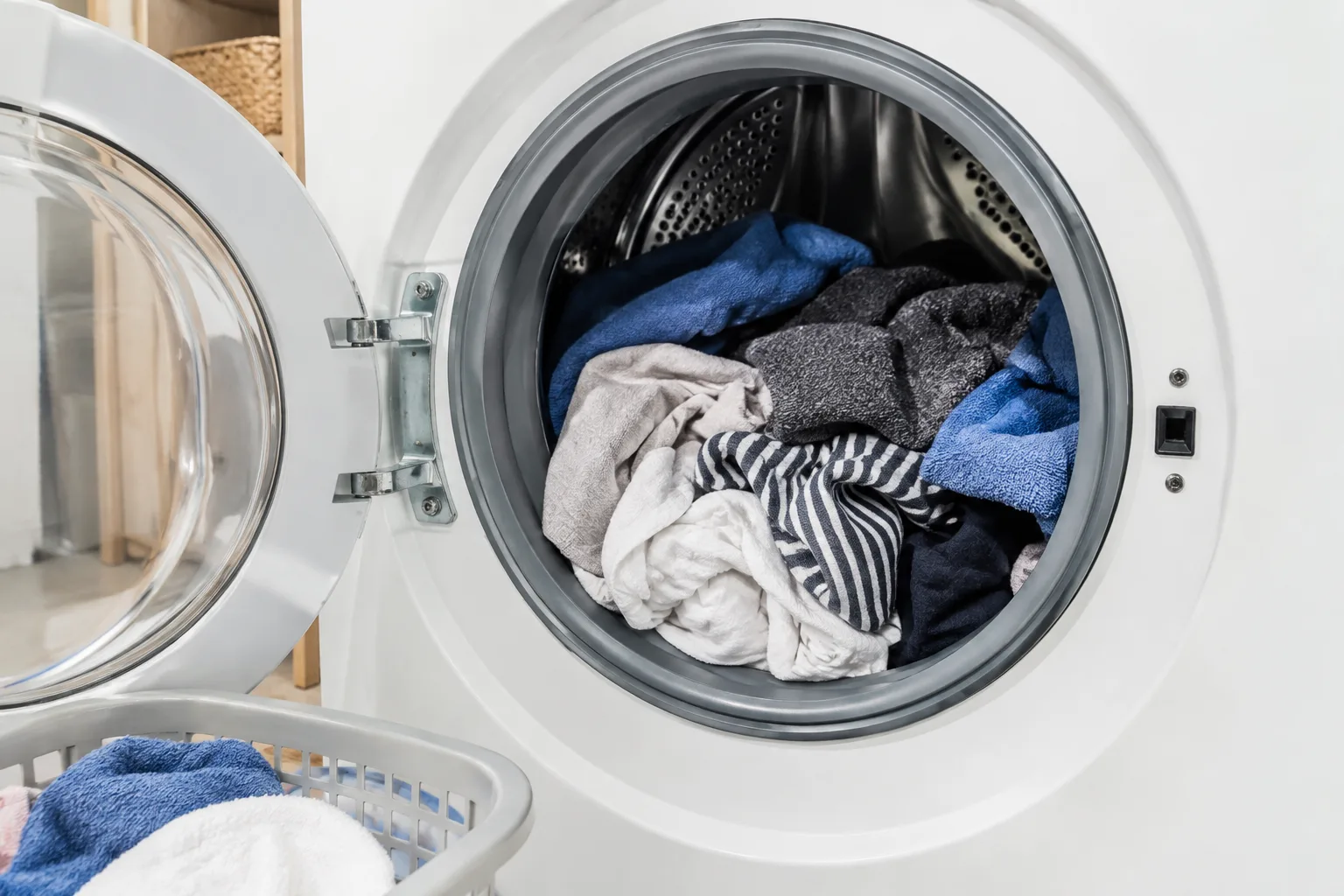 Waschmaschine richtig befuellen: So vermeidest du Ueberladung und schlechte Waschergebnisse